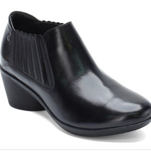 Romika Daisy Leather Slip-On Chelsea Booties